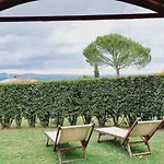 ファームステイ Palazzo Val Del Sasso Villastrada
