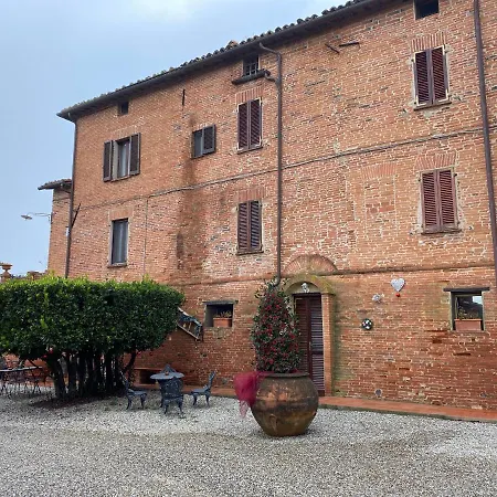 Фермерский дом Palazzo Val Del Sasso Villastrada (Umbria)